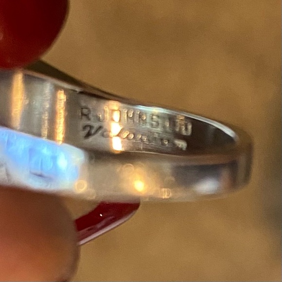 Silver Women\'s Ring main image 1